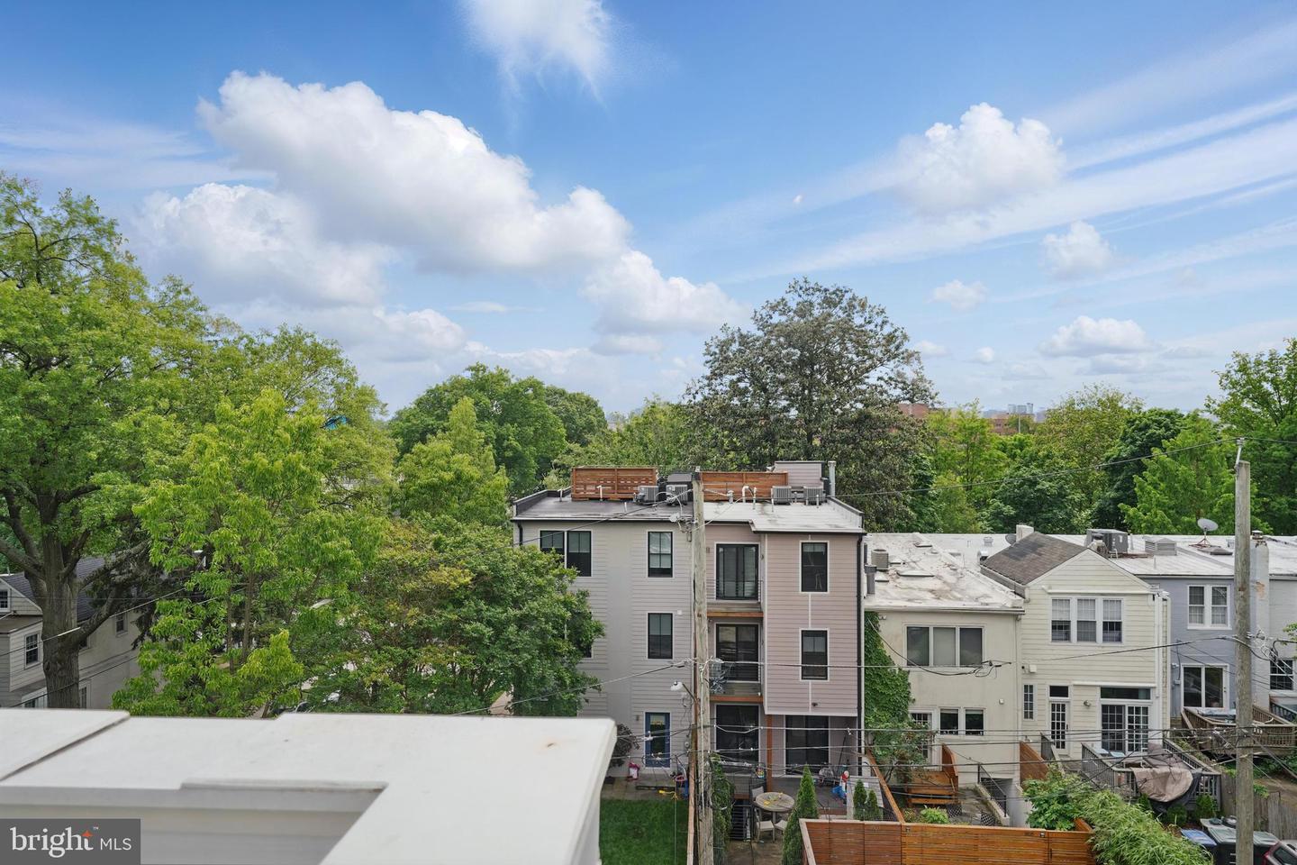 3802 T ST NW, WASHINGTON, District Of Columbia 20007, 6 Bedrooms Bedrooms, ,4 BathroomsBathrooms,Residential,For sale,3802 T ST NW,DCDC2202964 MLS # DCDC2202964