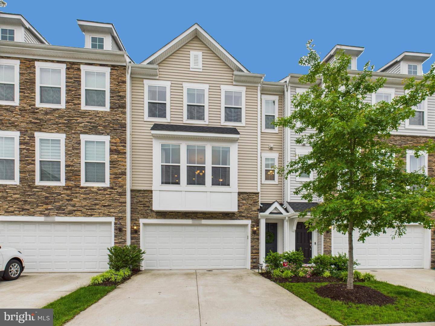 4737 EARL FLANAGAN WAY, ALEXANDRIA, Virginia 22309, 3 Bedrooms Bedrooms, 9 Rooms Rooms,3 BathroomsBathrooms,Residential,For sale,4737 EARL FLANAGAN WAY,VAFX2243722 MLS # VAFX2243722
