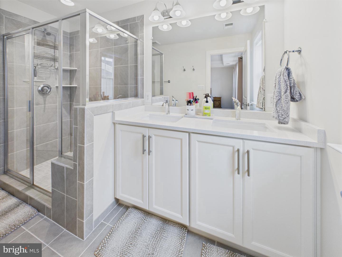 4737 EARL FLANAGAN WAY, ALEXANDRIA, Virginia 22309, 3 Bedrooms Bedrooms, 9 Rooms Rooms,3 BathroomsBathrooms,Residential,For sale,4737 EARL FLANAGAN WAY,VAFX2243722 MLS # VAFX2243722