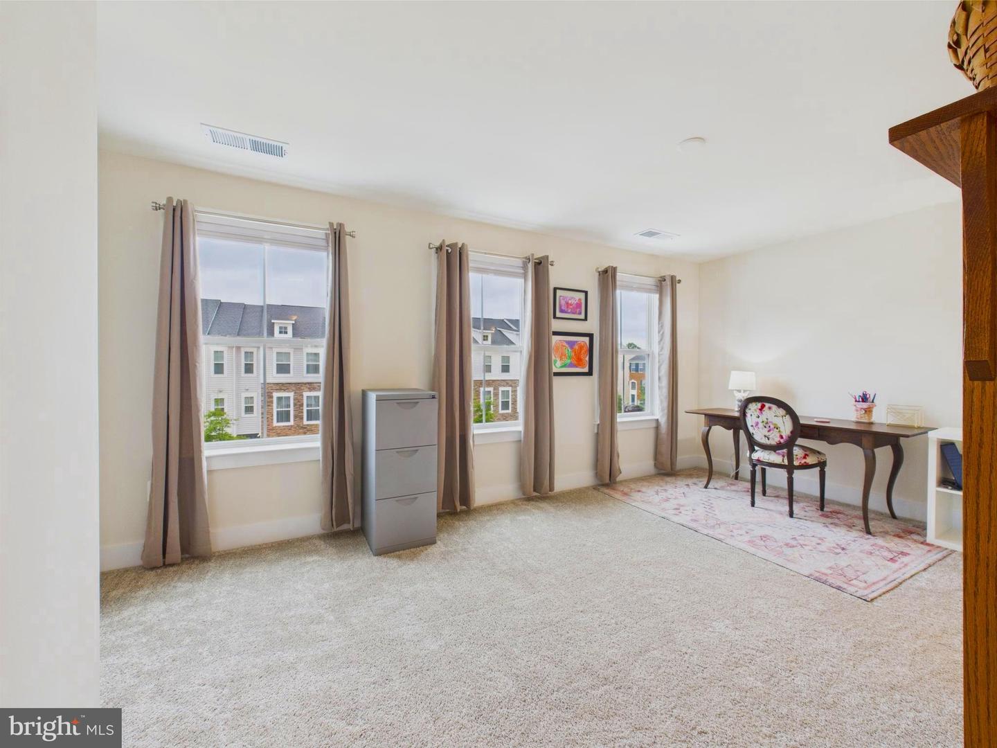 4737 EARL FLANAGAN WAY, ALEXANDRIA, Virginia 22309, 3 Bedrooms Bedrooms, 9 Rooms Rooms,3 BathroomsBathrooms,Residential,For sale,4737 EARL FLANAGAN WAY,VAFX2243722 MLS # VAFX2243722