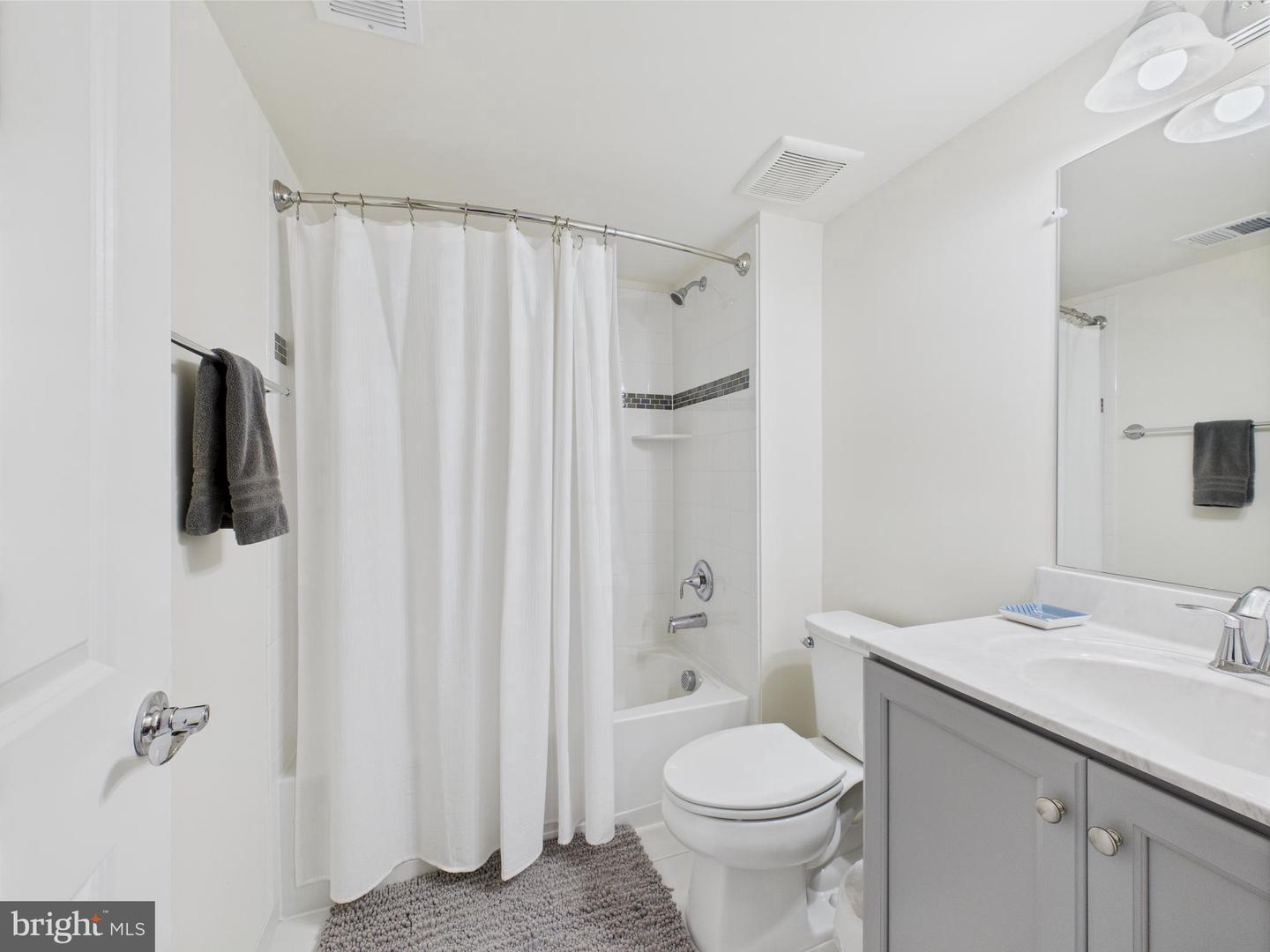 4737 EARL FLANAGAN WAY, ALEXANDRIA, Virginia 22309, 3 Bedrooms Bedrooms, 9 Rooms Rooms,3 BathroomsBathrooms,Residential,For sale,4737 EARL FLANAGAN WAY,VAFX2243722 MLS # VAFX2243722