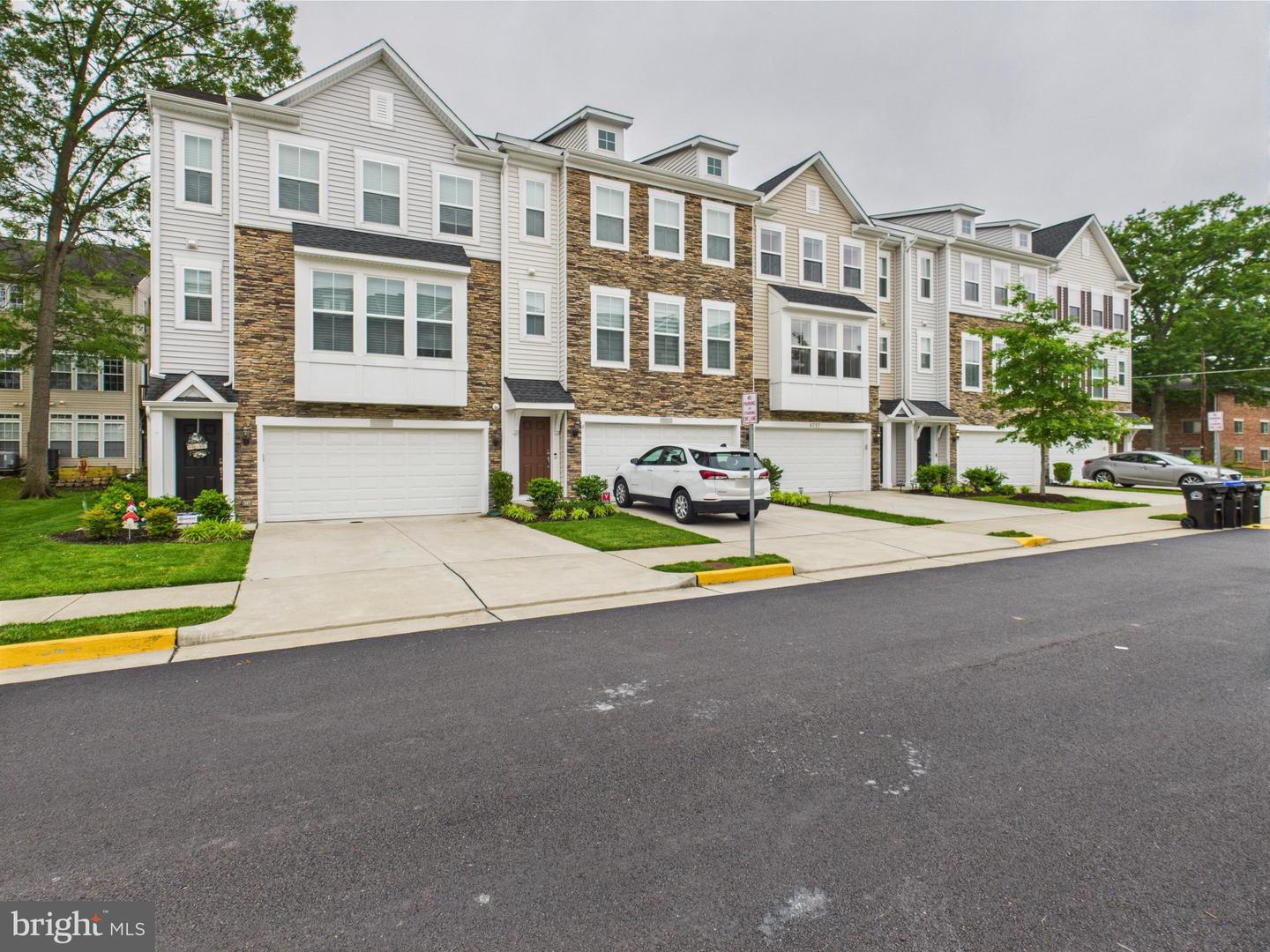 4737 EARL FLANAGAN WAY, ALEXANDRIA, Virginia 22309, 3 Bedrooms Bedrooms, 9 Rooms Rooms,3 BathroomsBathrooms,Residential,For sale,4737 EARL FLANAGAN WAY,VAFX2243722 MLS # VAFX2243722