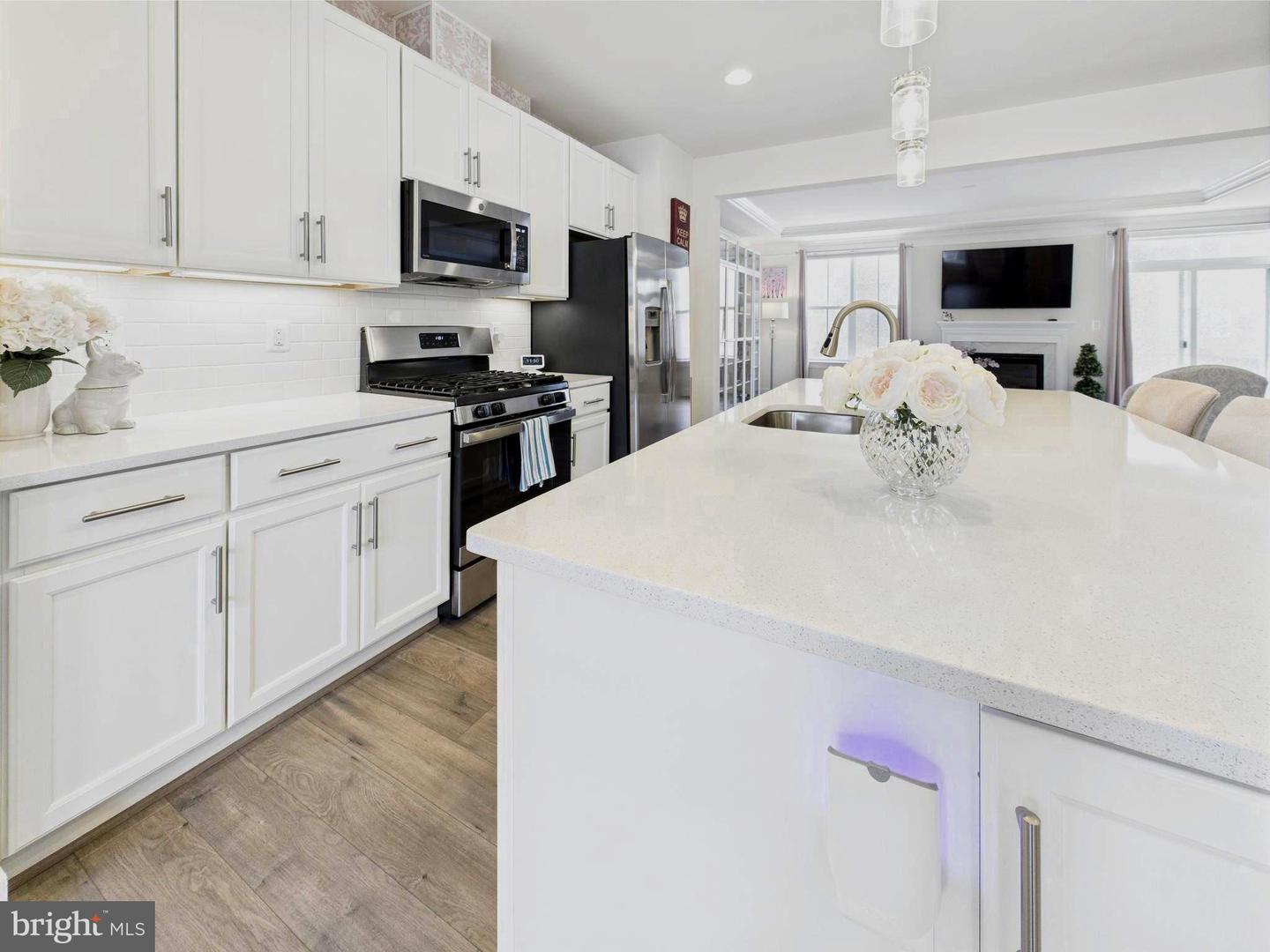 4737 EARL FLANAGAN WAY, ALEXANDRIA, Virginia 22309, 3 Bedrooms Bedrooms, 9 Rooms Rooms,3 BathroomsBathrooms,Residential,For sale,4737 EARL FLANAGAN WAY,VAFX2243722 MLS # VAFX2243722