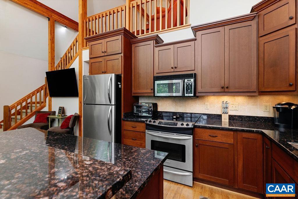 26 PINE SISKIN LN, WINTERGREEN RESORT, Virginia 22967, 3 Bedrooms Bedrooms, ,3 BathroomsBathrooms,Residential,For sale,26 PINE SISKIN LN,665055 MLS # 665055