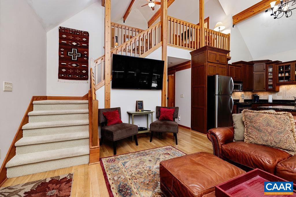 26 PINE SISKIN LN, WINTERGREEN RESORT, Virginia 22967, 3 Bedrooms Bedrooms, ,3 BathroomsBathrooms,Residential,For sale,26 PINE SISKIN LN,665055 MLS # 665055