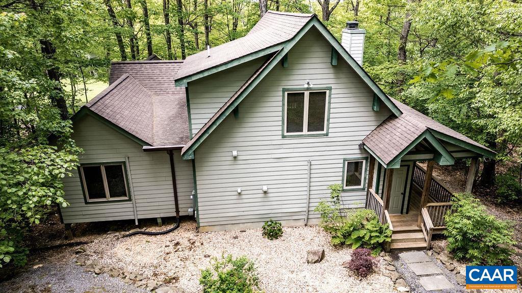 26 PINE SISKIN LN, WINTERGREEN RESORT, Virginia 22967, 3 Bedrooms Bedrooms, ,3 BathroomsBathrooms,Residential,For sale,26 PINE SISKIN LN,665055 MLS # 665055