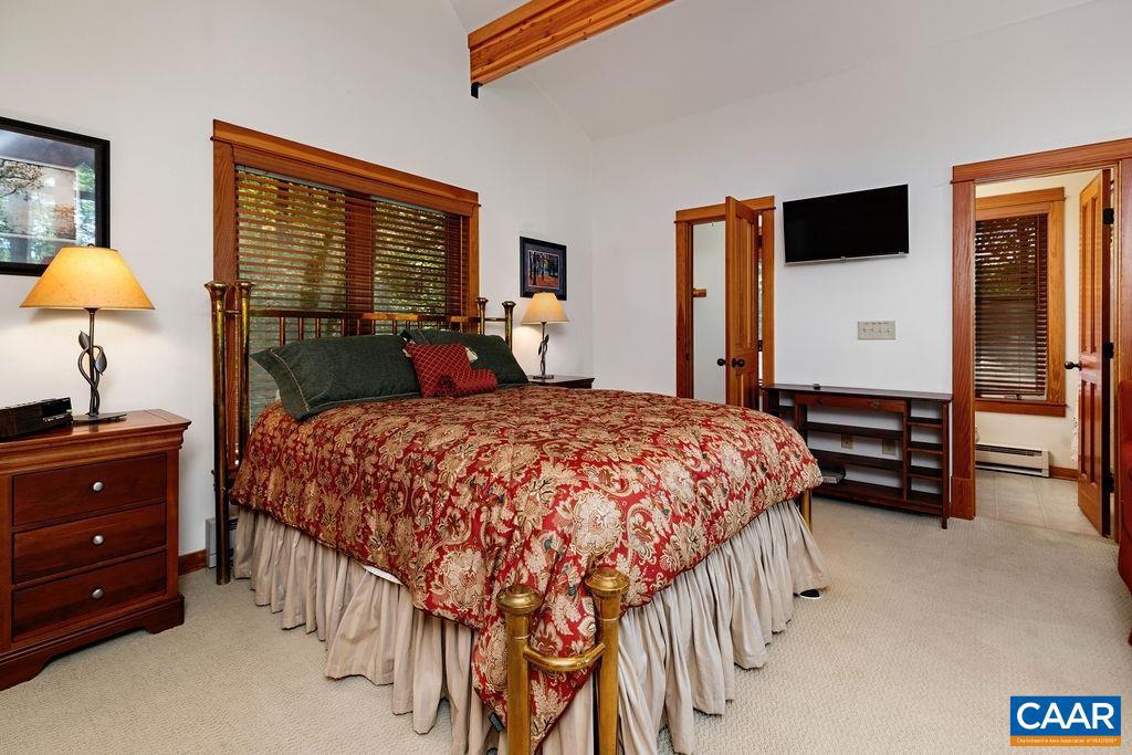 26 PINE SISKIN LN, WINTERGREEN RESORT, Virginia 22967, 3 Bedrooms Bedrooms, ,3 BathroomsBathrooms,Residential,For sale,26 PINE SISKIN LN,665055 MLS # 665055