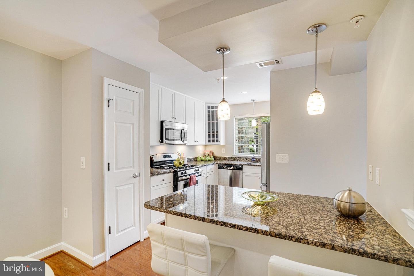4149 S FOUR MILE RUN DR #201, ARLINGTON, Virginia 22204, 1 Bedroom Bedrooms, ,1 BathroomBathrooms,Residential,For sale,4149 S FOUR MILE RUN DR #201,VAAR2058344 MLS # VAAR2058344