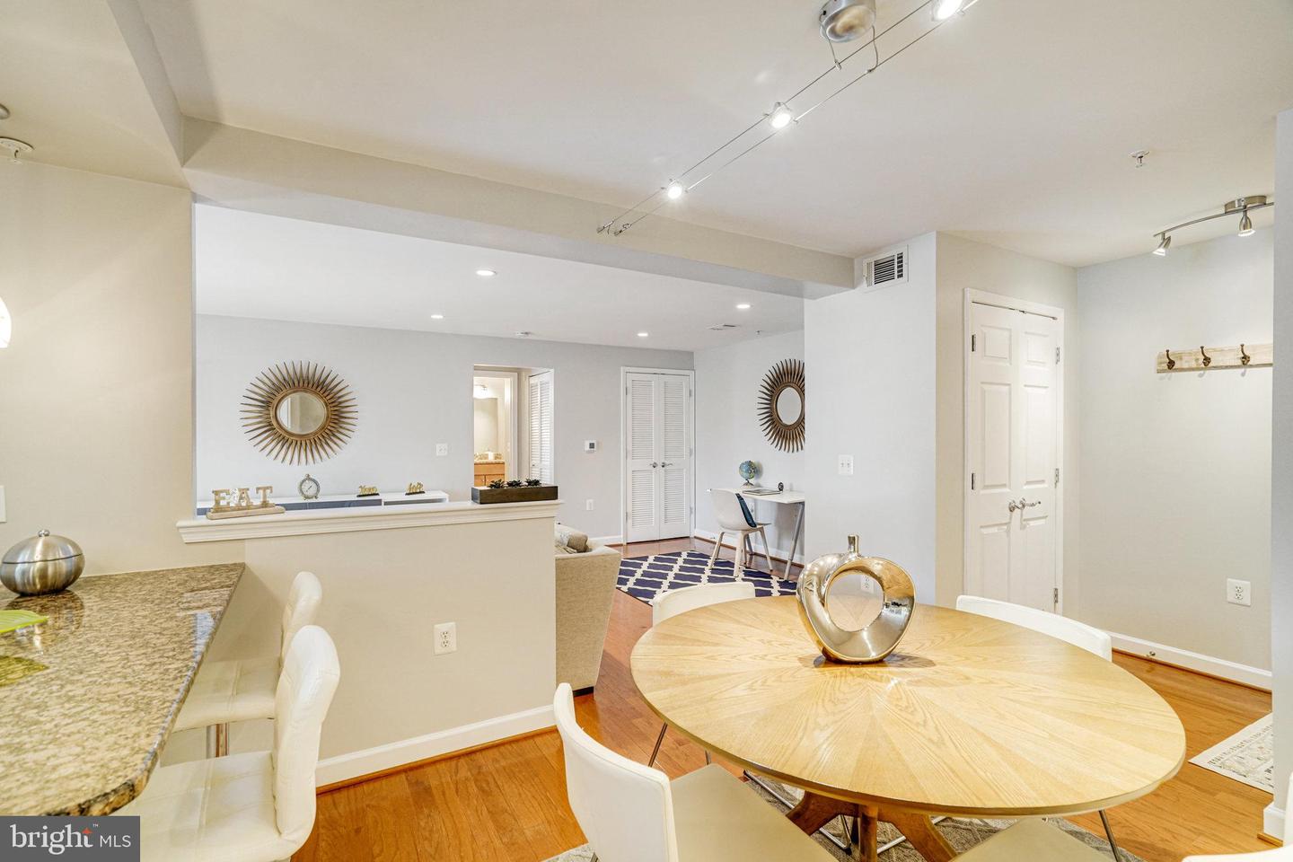 4149 S FOUR MILE RUN DR #201, ARLINGTON, Virginia 22204, 1 Bedroom Bedrooms, ,1 BathroomBathrooms,Residential,For sale,4149 S FOUR MILE RUN DR #201,VAAR2058344 MLS # VAAR2058344