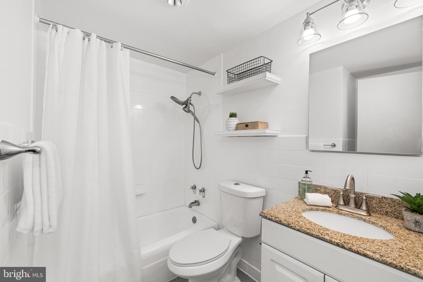 1435 4TH ST SW #B513, WASHINGTON, District Of Columbia 20024, 1 Bedroom Bedrooms, ,1 BathroomBathrooms,Residential,For sale,1435 4TH ST SW #B513,DCDC2202988 MLS # DCDC2202988