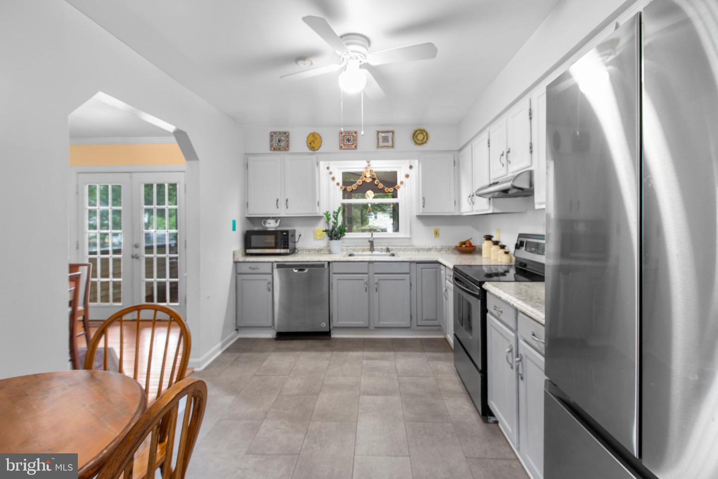 64 BRIARWOOD DR, FREDERICKSBURG, Virginia 22405, 3 Bedrooms Bedrooms, ,3 BathroomsBathrooms,Residential,For sale,64 BRIARWOOD DR,VAST2039306 MLS # VAST2039306