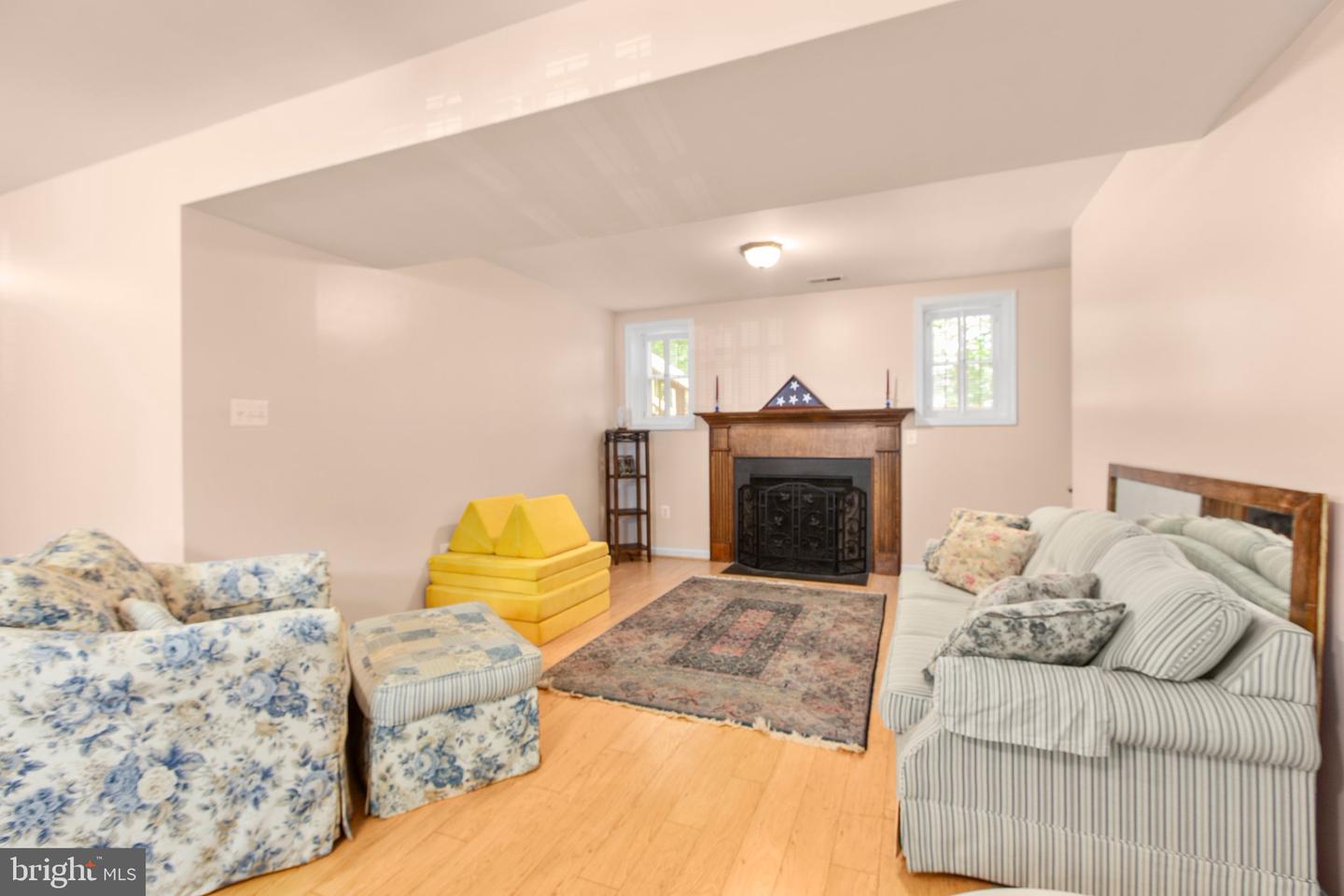 64 BRIARWOOD DR, FREDERICKSBURG, Virginia 22405, 3 Bedrooms Bedrooms, ,3 BathroomsBathrooms,Residential,For sale,64 BRIARWOOD DR,VAST2039306 MLS # VAST2039306