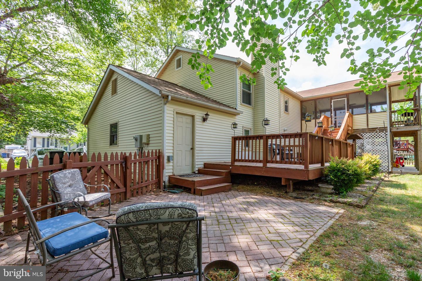 64 BRIARWOOD DR, FREDERICKSBURG, Virginia 22405, 3 Bedrooms Bedrooms, ,3 BathroomsBathrooms,Residential,For sale,64 BRIARWOOD DR,VAST2039306 MLS # VAST2039306