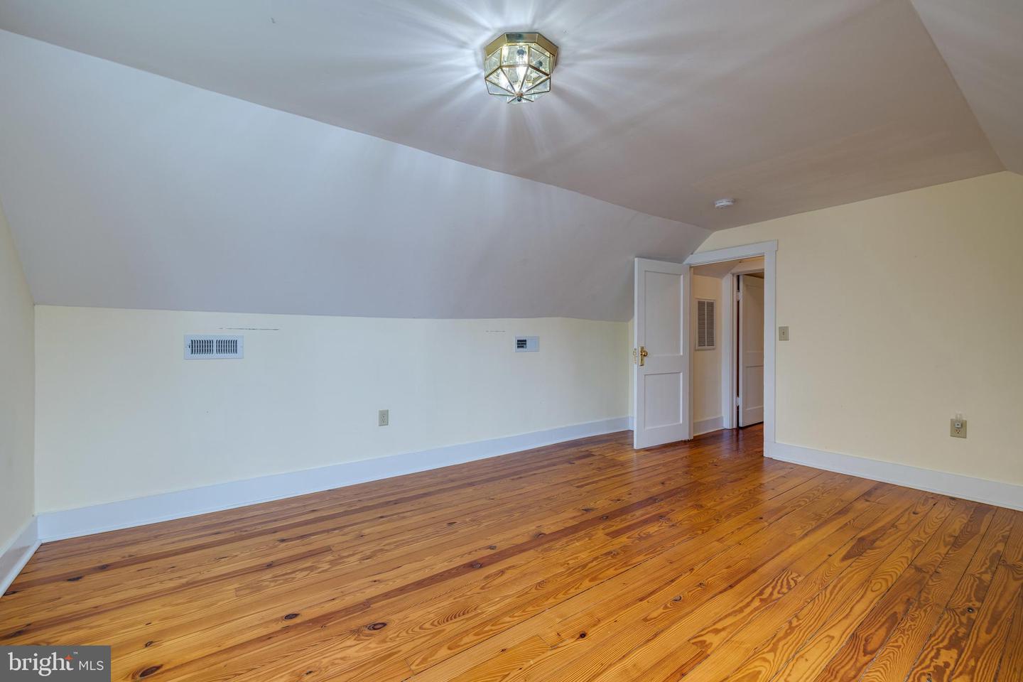 220 MECHANIC ST, LURAY, Virginia 22835, 3 Bedrooms Bedrooms, ,2 BathroomsBathrooms,Residential,For sale,220 MECHANIC ST,VAPA2004968 MLS # VAPA2004968