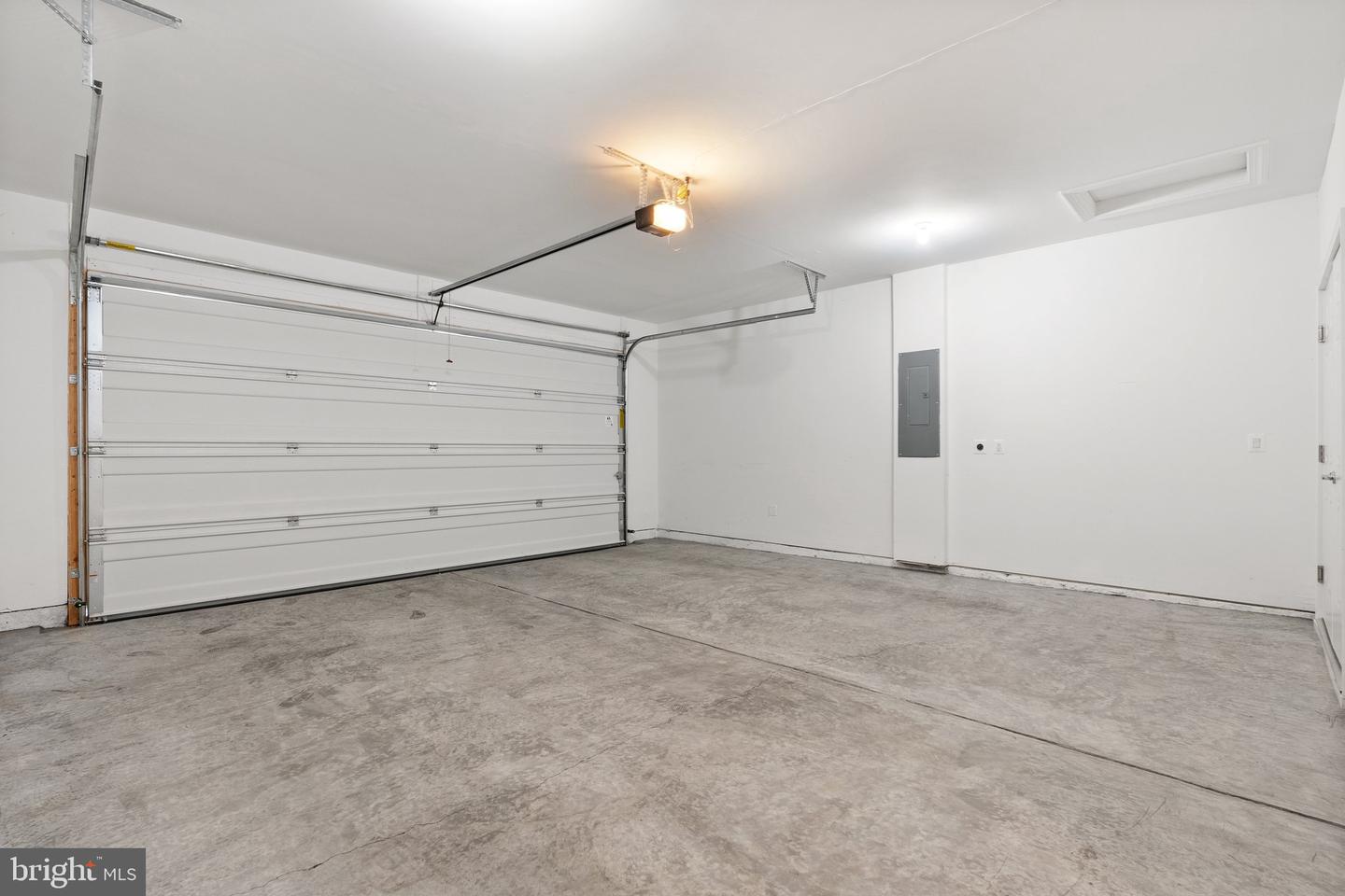 118 MILKWEED DR, LAKE FREDERICK, Virginia 22630, 2 Bedrooms Bedrooms, ,2 BathroomsBathrooms,Residential,For sale,118 MILKWEED DR,VAFV2034522 MLS # VAFV2034522