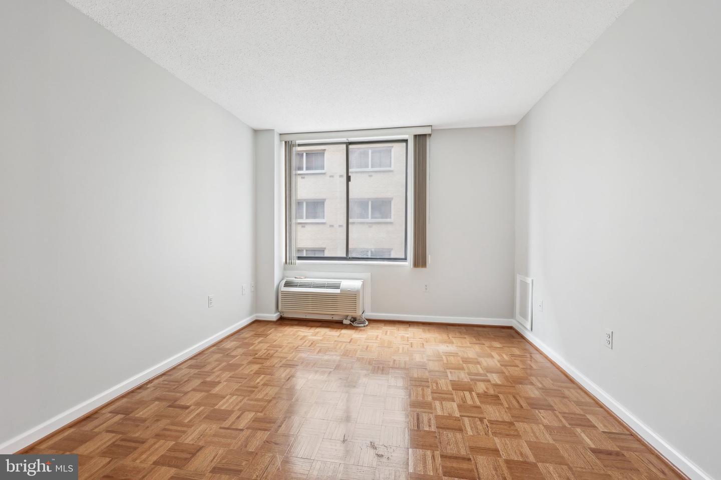 2141 P ST NW #401, WASHINGTON, District Of Columbia 20037, 1 Bedroom Bedrooms, ,1 BathroomBathrooms,Residential,For sale,2141 P ST NW #401,DCDC2202986 MLS # DCDC2202986