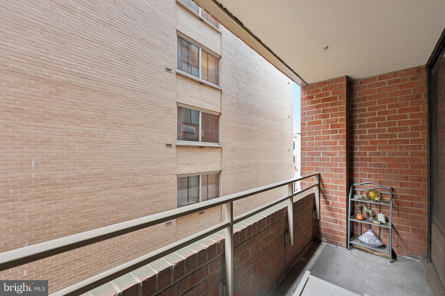 2141 P ST NW #401, WASHINGTON, District Of Columbia 20037, 1 Bedroom Bedrooms, ,1 BathroomBathrooms,Residential,For sale,2141 P ST NW #401,DCDC2202986 MLS # DCDC2202986