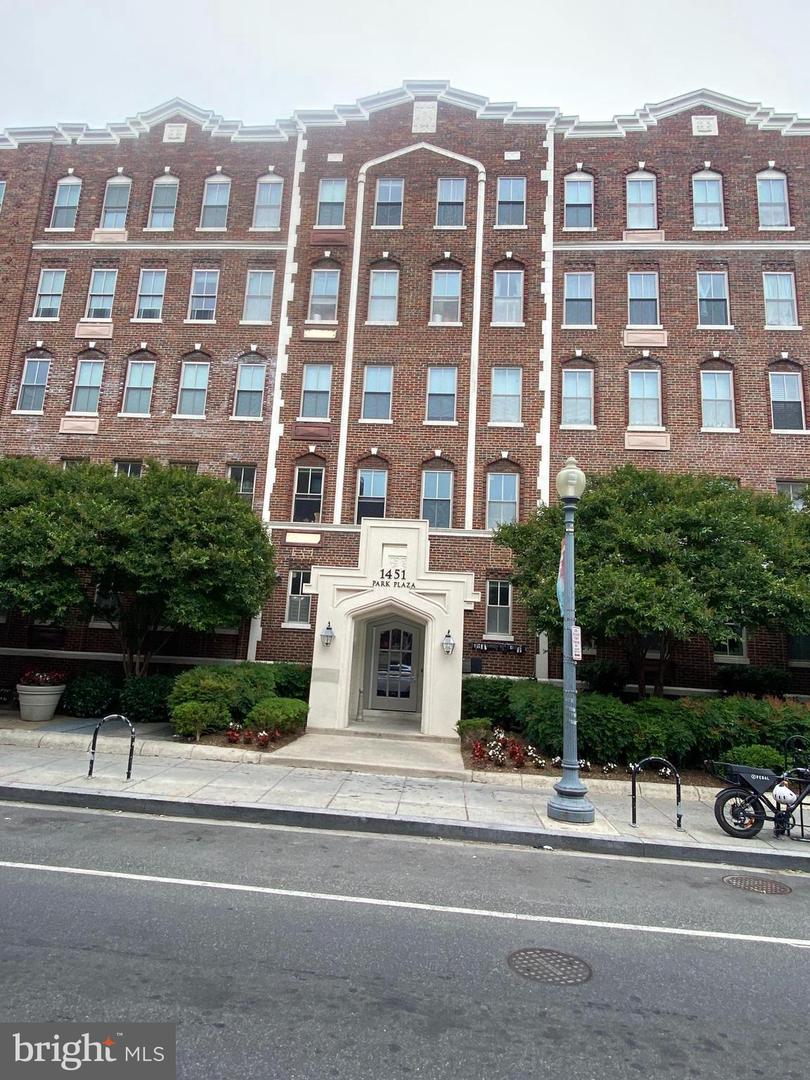 1451 PARK RD NW #509, WASHINGTON, District Of Columbia 20010, ,1 BathroomBathrooms,Residential,For sale,1451 PARK RD NW #509,DCDC2202974 MLS # DCDC2202974