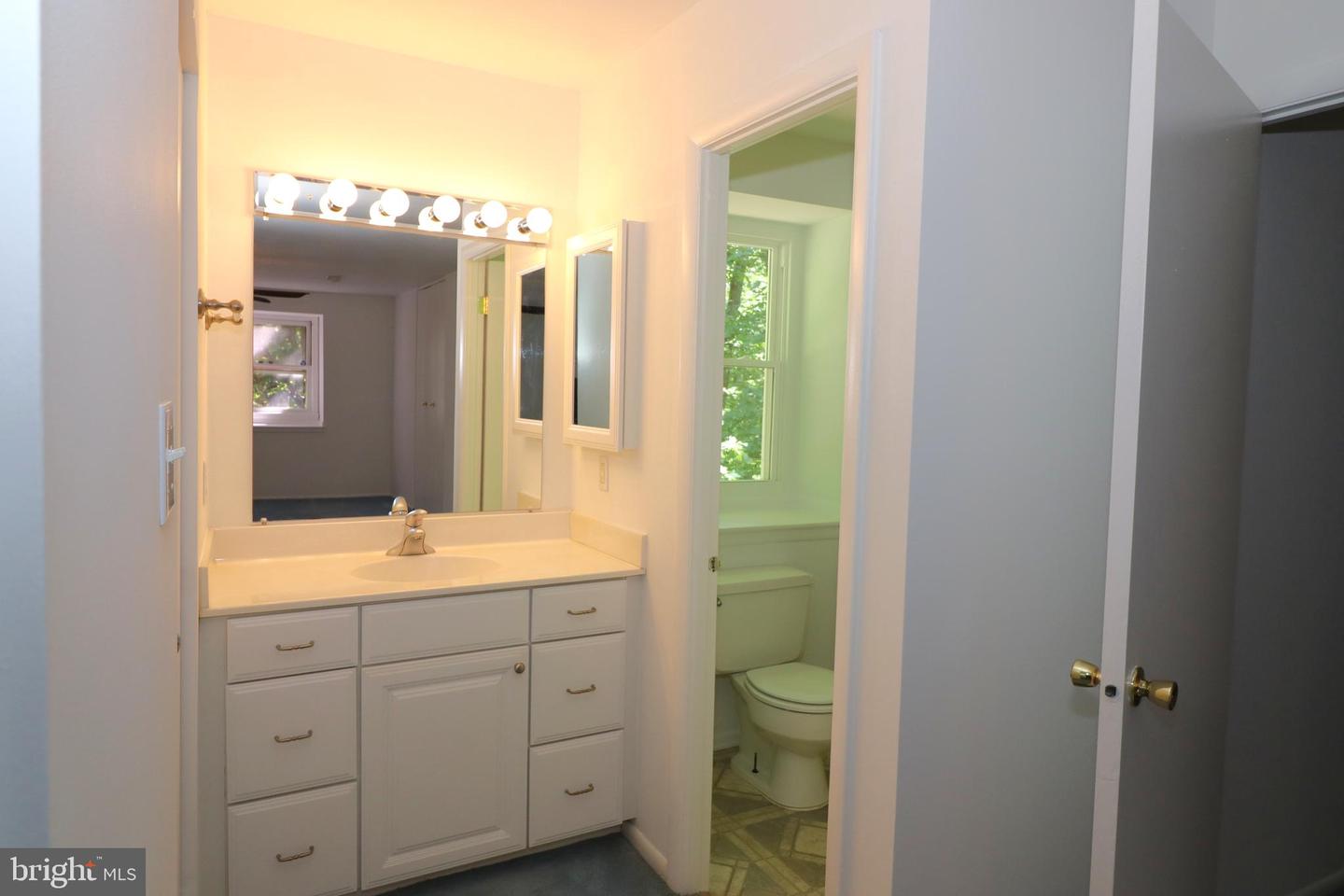 5168 SANDY STONE LN, BROAD RUN, Virginia 20137, 4 Bedrooms Bedrooms, ,2 BathroomsBathrooms,Residential,For sale,5168 SANDY STONE LN,VAFQ2016832 MLS # VAFQ2016832