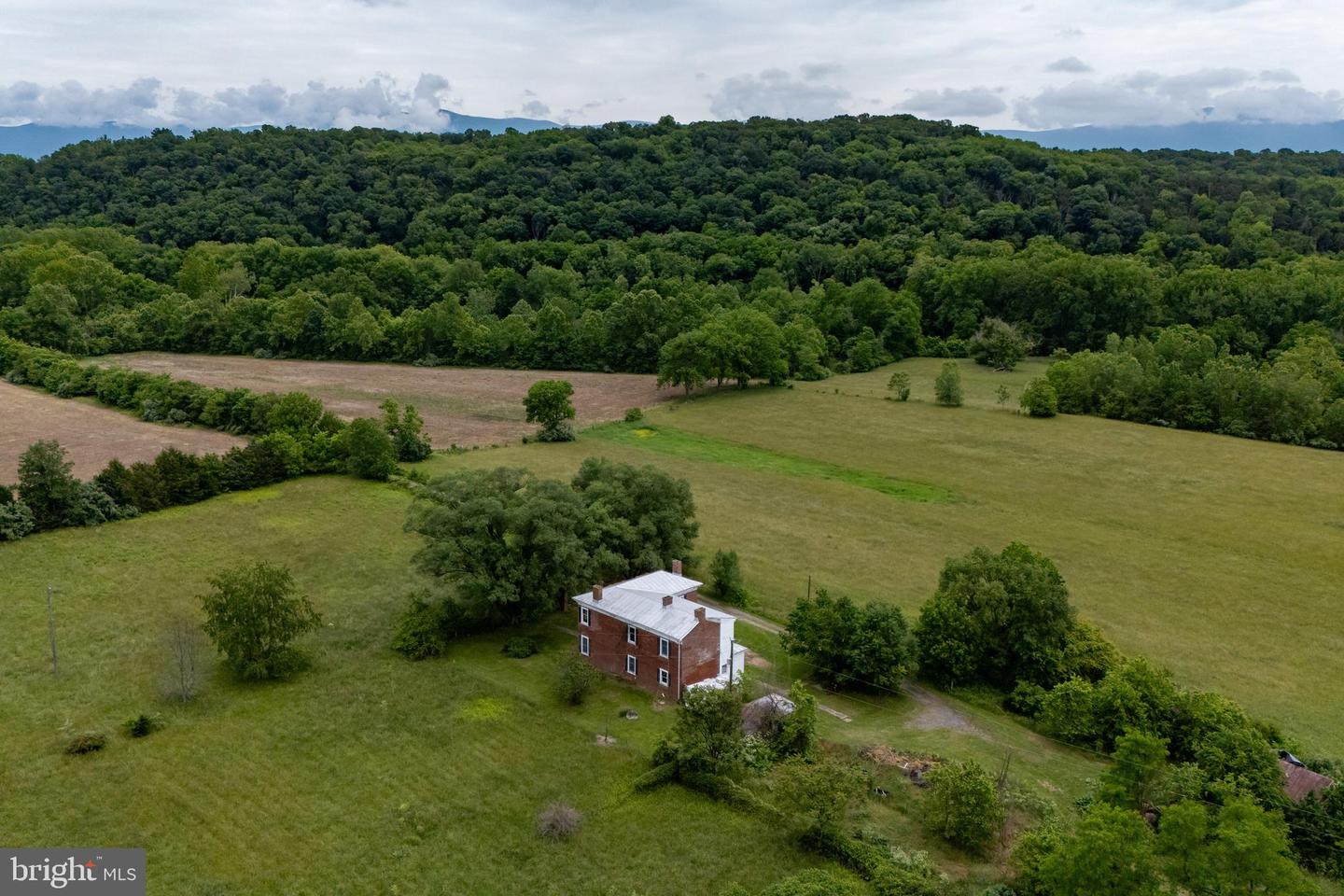 501 S FORK RD, LURAY, Virginia 22835, 3 Bedrooms Bedrooms, ,2 BathroomsBathrooms,Residential,For sale,501 S FORK RD,VAPA2004970 MLS # VAPA2004970