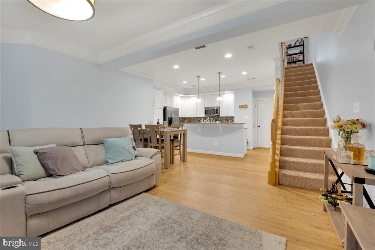 5707 CALLCOTT WAY #G, ALEXANDRIA, Virginia 22312, 3 Bedrooms Bedrooms, ,2 BathroomsBathrooms,Residential,For sale,5707 CALLCOTT WAY #G,VAFX2243946 MLS # VAFX2243946