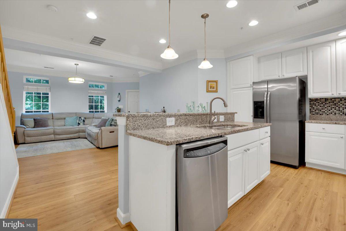 5707 CALLCOTT WAY #G, ALEXANDRIA, Virginia 22312, 3 Bedrooms Bedrooms, ,2 BathroomsBathrooms,Residential,For sale,5707 CALLCOTT WAY #G,VAFX2243946 MLS # VAFX2243946