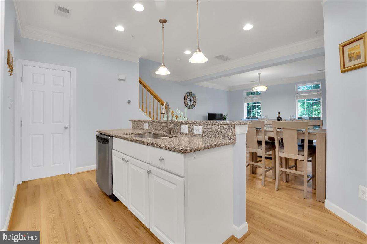 5707 CALLCOTT WAY #G, ALEXANDRIA, Virginia 22312, 3 Bedrooms Bedrooms, ,2 BathroomsBathrooms,Residential,For sale,5707 CALLCOTT WAY #G,VAFX2243946 MLS # VAFX2243946
