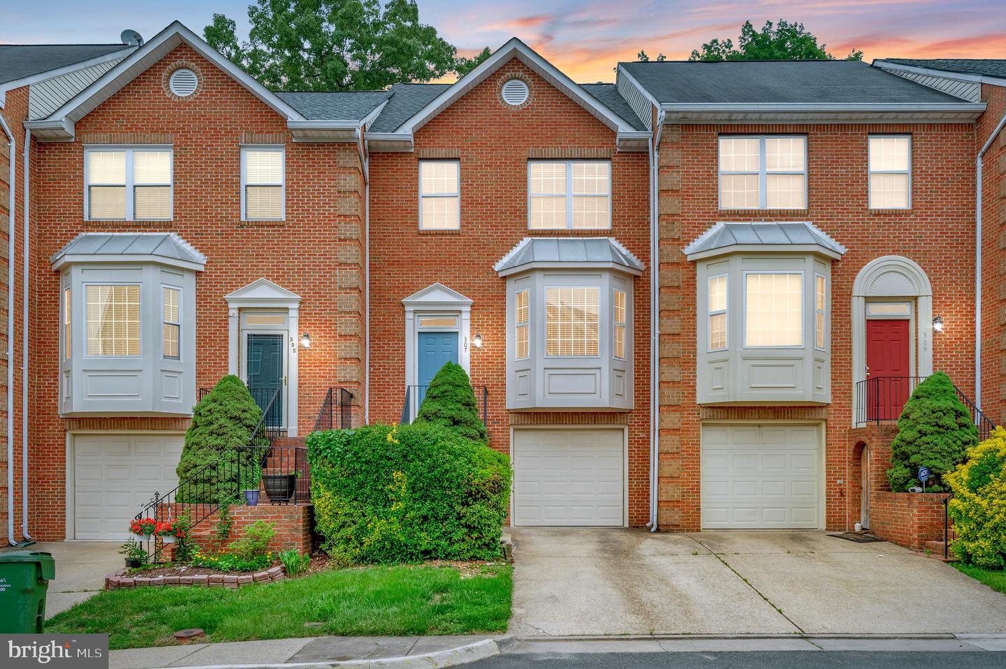 307 STAFFORD GLEN CT, STAFFORD, Virginia 22554, 2 Bedrooms Bedrooms, ,3 BathroomsBathrooms,Residential,For sale,307 STAFFORD GLEN CT,VAST2039296 MLS # VAST2039296