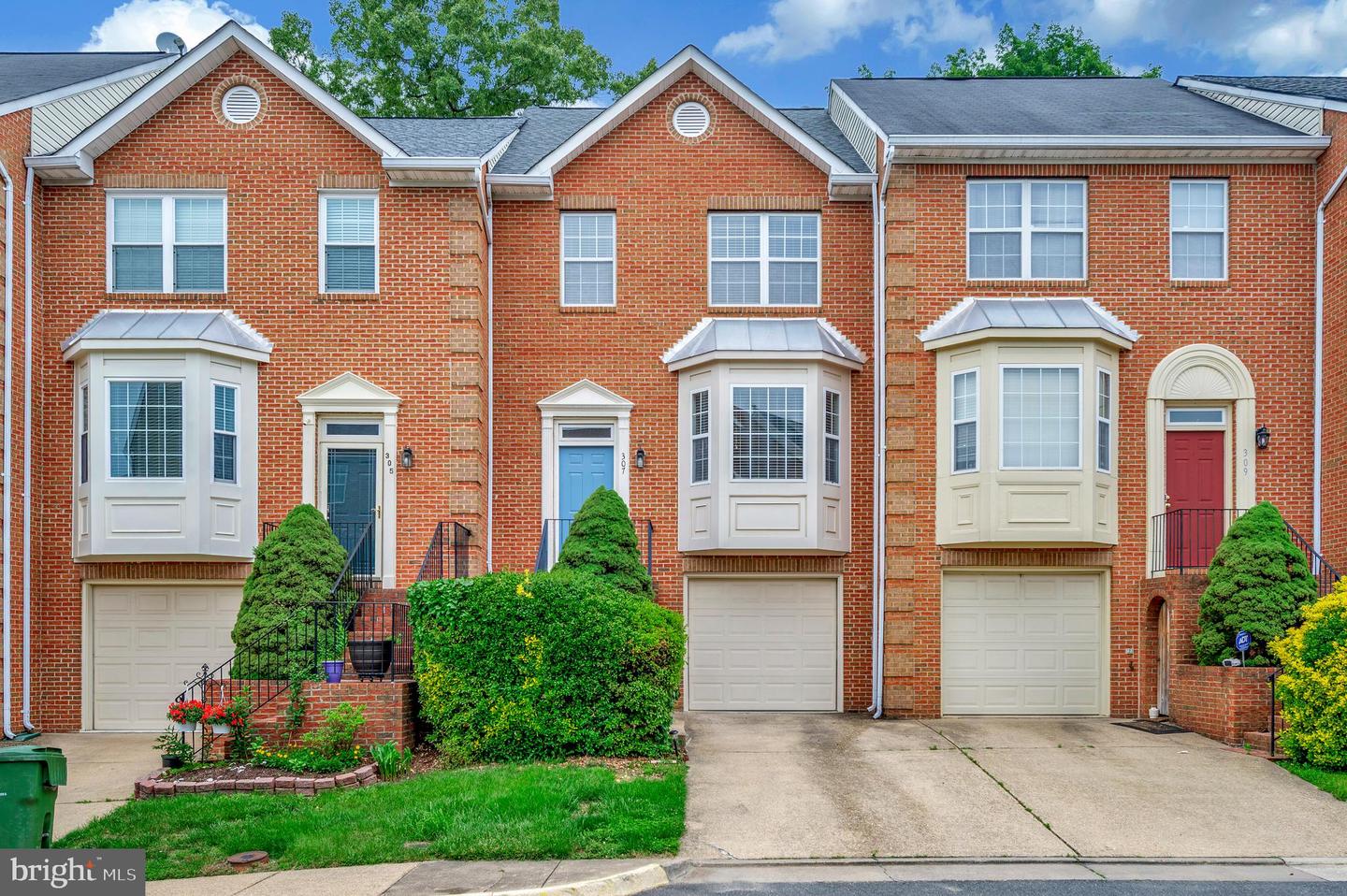 307 STAFFORD GLEN CT, STAFFORD, Virginia 22554, 2 Bedrooms Bedrooms, ,3 BathroomsBathrooms,Residential,For sale,307 STAFFORD GLEN CT,VAST2039296 MLS # VAST2039296