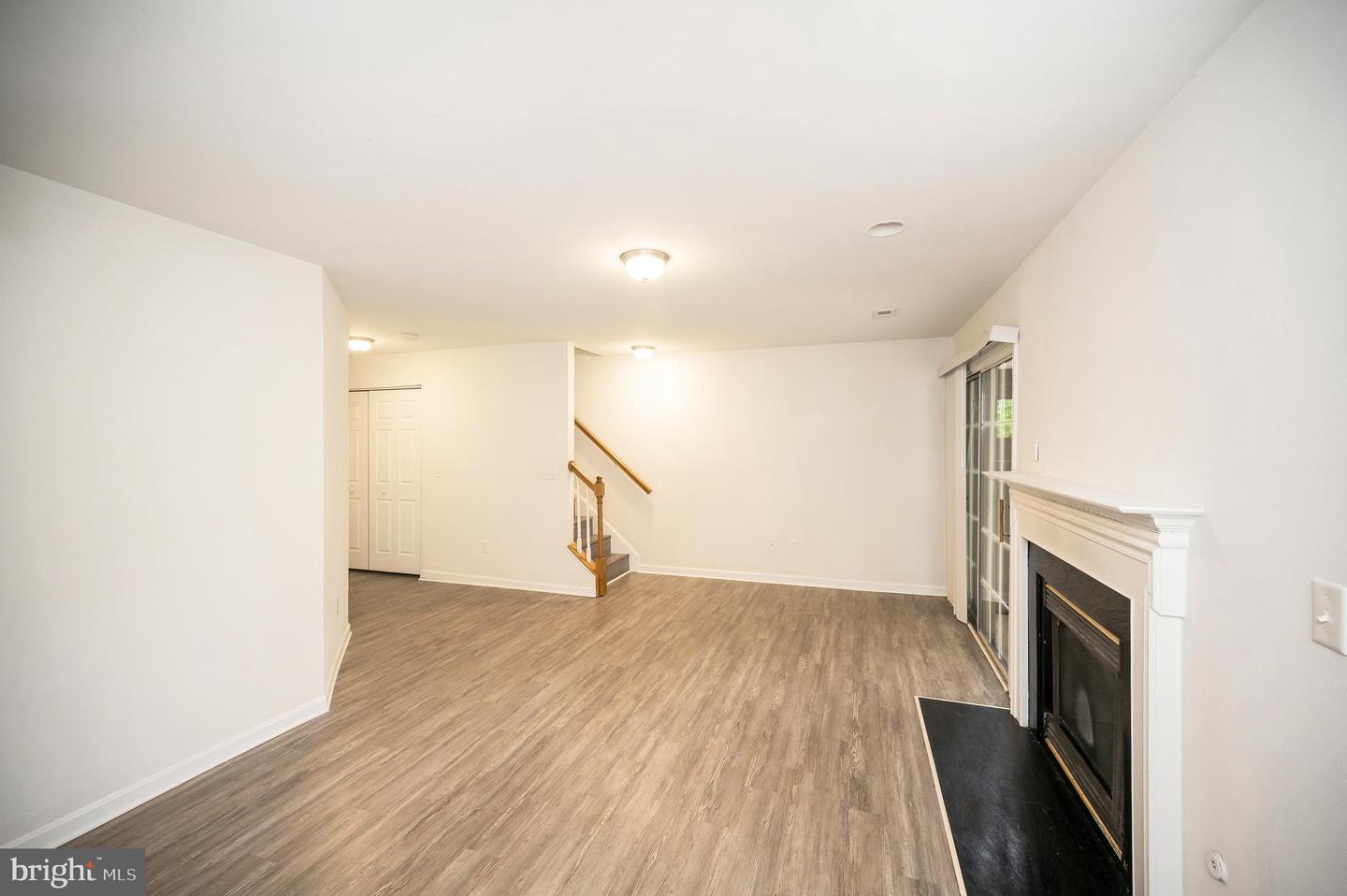 307 STAFFORD GLEN CT, STAFFORD, Virginia 22554, 2 Bedrooms Bedrooms, ,3 BathroomsBathrooms,Residential,For sale,307 STAFFORD GLEN CT,VAST2039296 MLS # VAST2039296