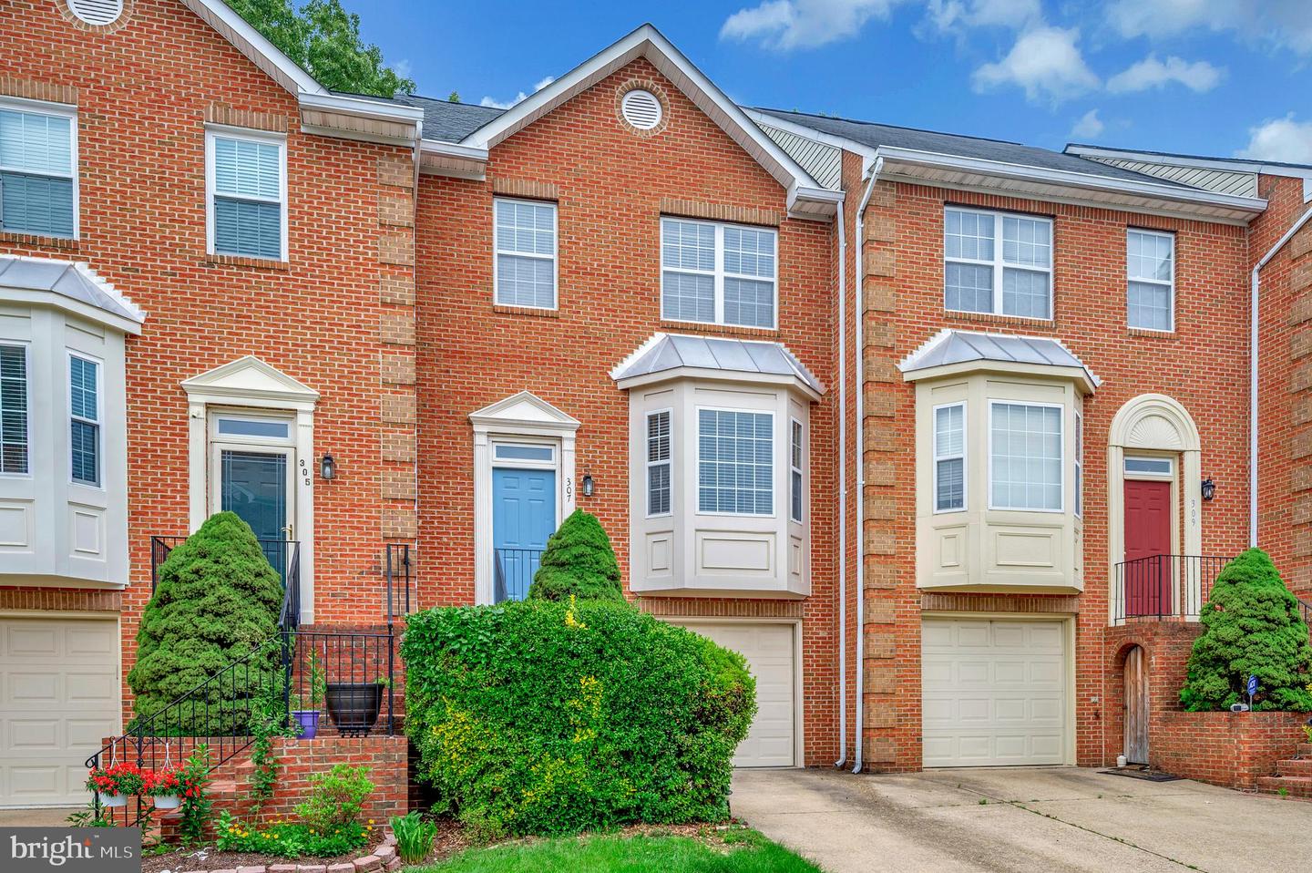 307 STAFFORD GLEN CT, STAFFORD, Virginia 22554, 2 Bedrooms Bedrooms, ,3 BathroomsBathrooms,Residential,For sale,307 STAFFORD GLEN CT,VAST2039296 MLS # VAST2039296