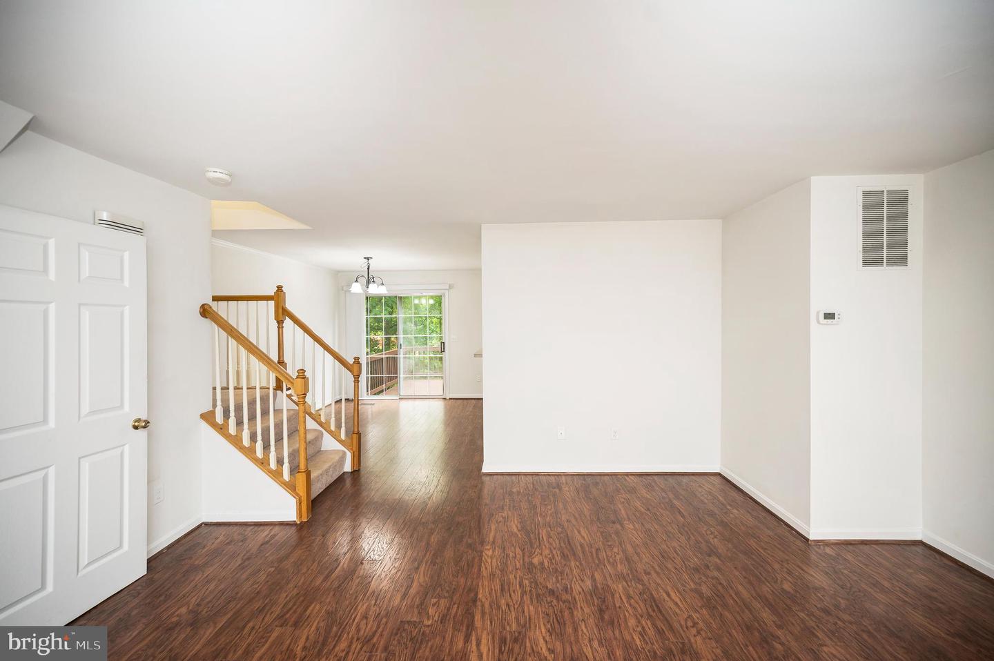 307 STAFFORD GLEN CT, STAFFORD, Virginia 22554, 2 Bedrooms Bedrooms, ,3 BathroomsBathrooms,Residential,For sale,307 STAFFORD GLEN CT,VAST2039296 MLS # VAST2039296