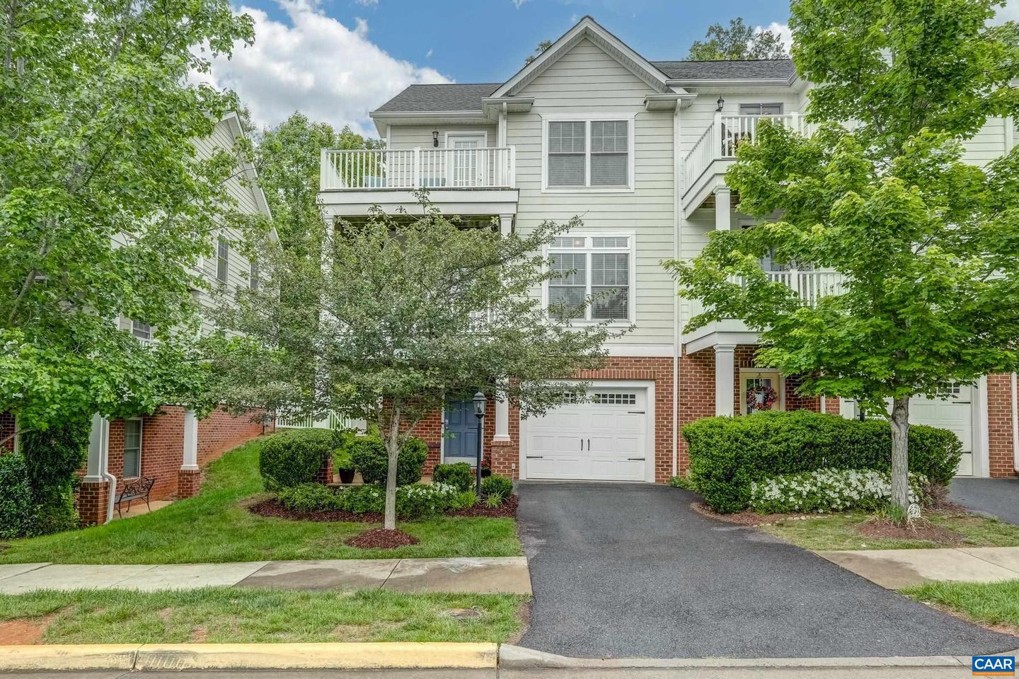 2162 SARANAC CT, CHARLOTTESVILLE, Virginia 22911, 3 Bedrooms Bedrooms, ,2 BathroomsBathrooms,Residential,For sale,2162 SARANAC CT,665076 MLS # 665076