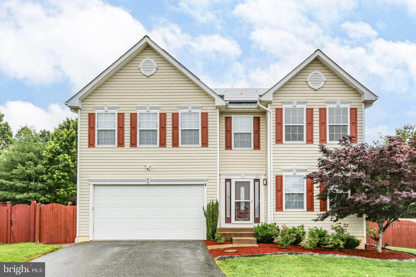 40 FLETCHER DR, FREDERICKSBURG, Virginia 22406, 4 Bedrooms Bedrooms, ,3 BathroomsBathrooms,Residential,For sale,40 FLETCHER DR,VAST2039298 MLS # VAST2039298
