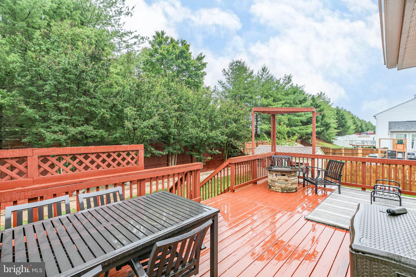 40 FLETCHER DR, FREDERICKSBURG, Virginia 22406, 4 Bedrooms Bedrooms, ,3 BathroomsBathrooms,Residential,For sale,40 FLETCHER DR,VAST2039298 MLS # VAST2039298