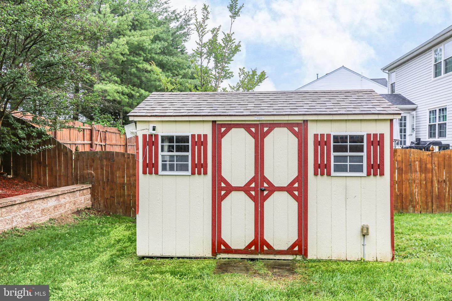 40 FLETCHER DR, FREDERICKSBURG, Virginia 22406, 4 Bedrooms Bedrooms, ,3 BathroomsBathrooms,Residential,For sale,40 FLETCHER DR,VAST2039298 MLS # VAST2039298