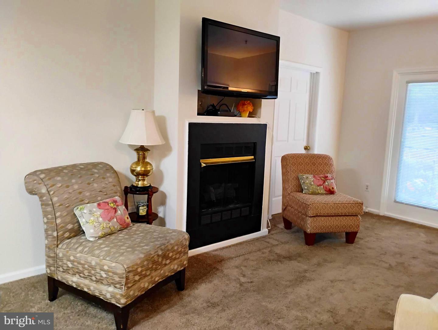 6527 GRANGE LN #202, ALEXANDRIA, Virginia 22315, 3 Bedrooms Bedrooms, ,2 BathroomsBathrooms,Residential,For sale,6527 GRANGE LN #202,VAFX2244094 MLS # VAFX2244094