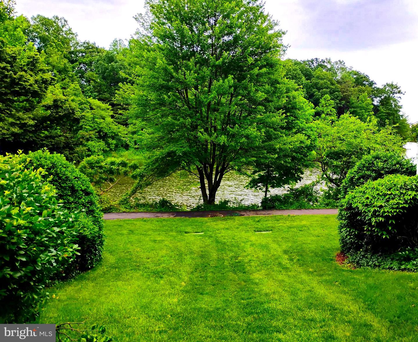 6527 GRANGE LN #202, ALEXANDRIA, Virginia 22315, 3 Bedrooms Bedrooms, ,2 BathroomsBathrooms,Residential,For sale,6527 GRANGE LN #202,VAFX2244094 MLS # VAFX2244094