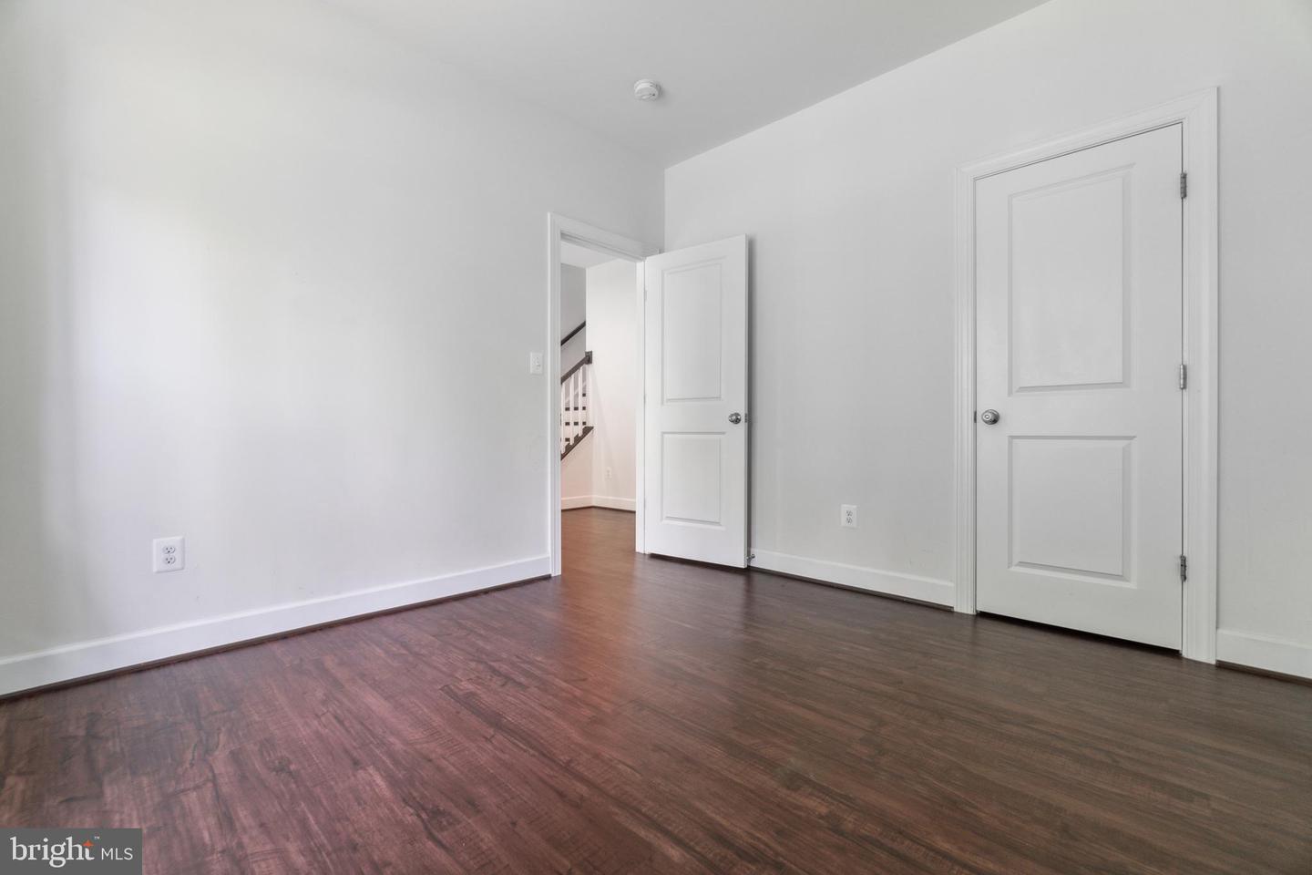 5163 RIDGEVIEW RETREAT DR, CHANTILLY, Virginia 20151, 4 Bedrooms Bedrooms, ,3 BathroomsBathrooms,Residential,For sale,5163 RIDGEVIEW RETREAT DR,VAFX2244110 MLS # VAFX2244110