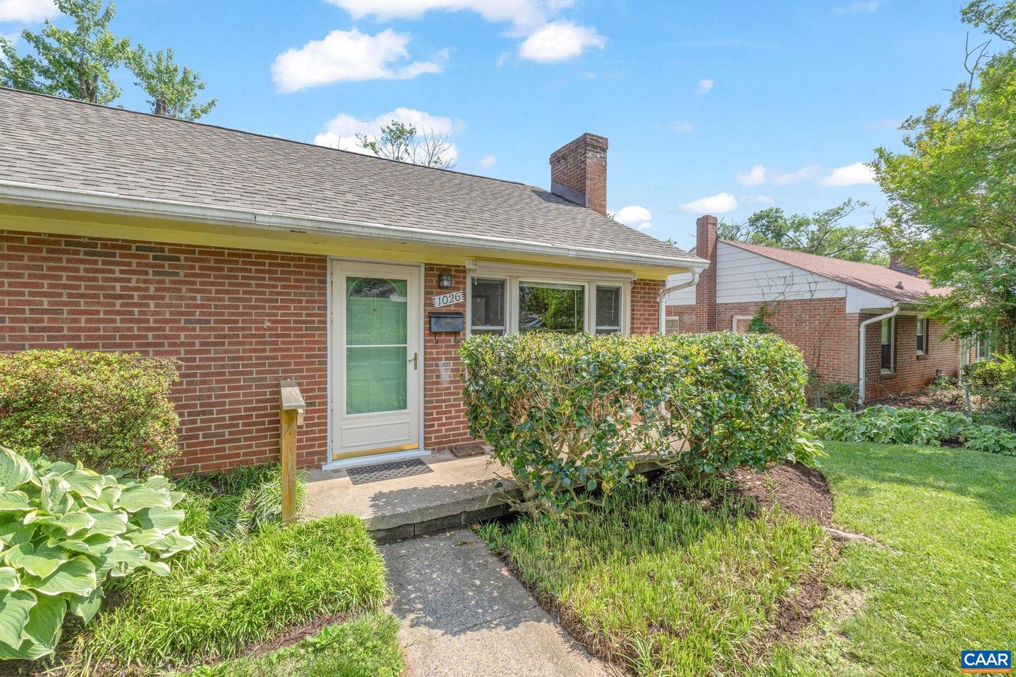 1026 MARTIN ST, CHARLOTTESVILLE, Virginia 22901, 3 Bedrooms Bedrooms, ,1 BathroomBathrooms,Residential,For sale,1026 MARTIN ST,665121 MLS # 665121