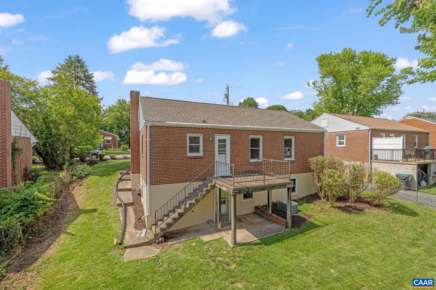 1026 MARTIN ST, CHARLOTTESVILLE, Virginia 22901, 3 Bedrooms Bedrooms, ,1 BathroomBathrooms,Residential,For sale,1026 MARTIN ST,665121 MLS # 665121