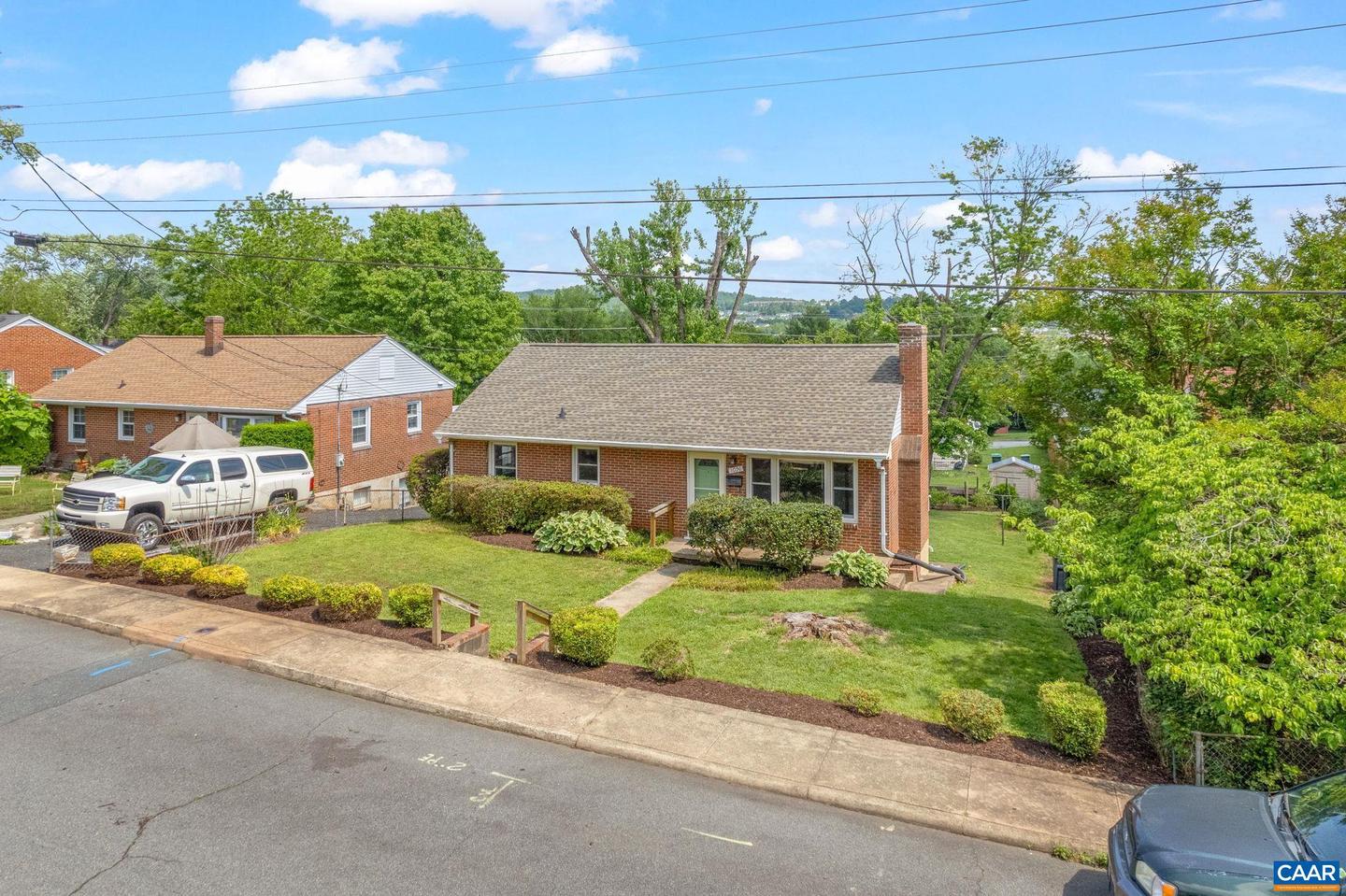 1026 MARTIN ST, CHARLOTTESVILLE, Virginia 22901, 3 Bedrooms Bedrooms, ,1 BathroomBathrooms,Residential,For sale,1026 MARTIN ST,665121 MLS # 665121