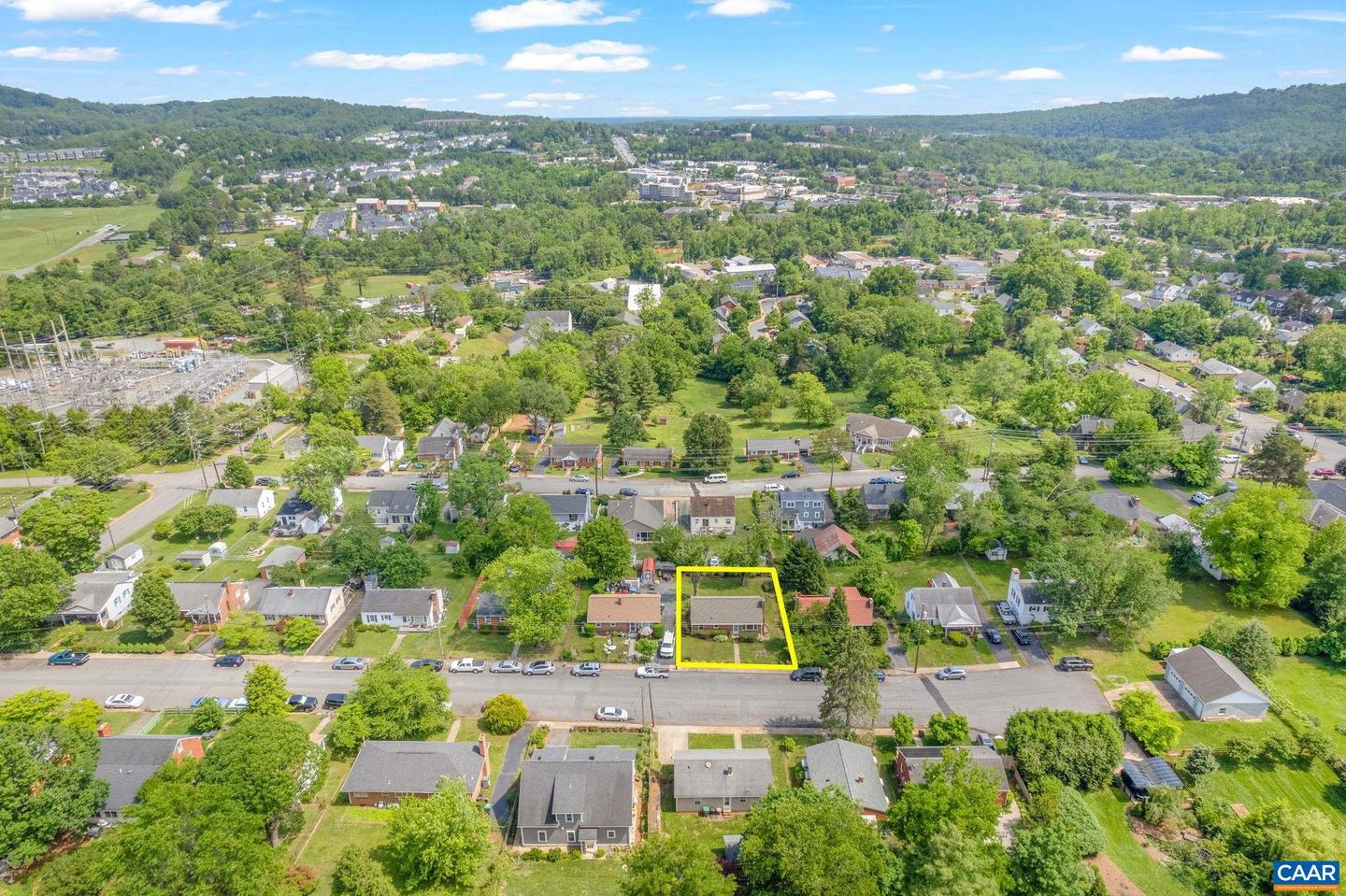 1026 MARTIN ST, CHARLOTTESVILLE, Virginia 22901, 3 Bedrooms Bedrooms, ,1 BathroomBathrooms,Residential,For sale,1026 MARTIN ST,665121 MLS # 665121