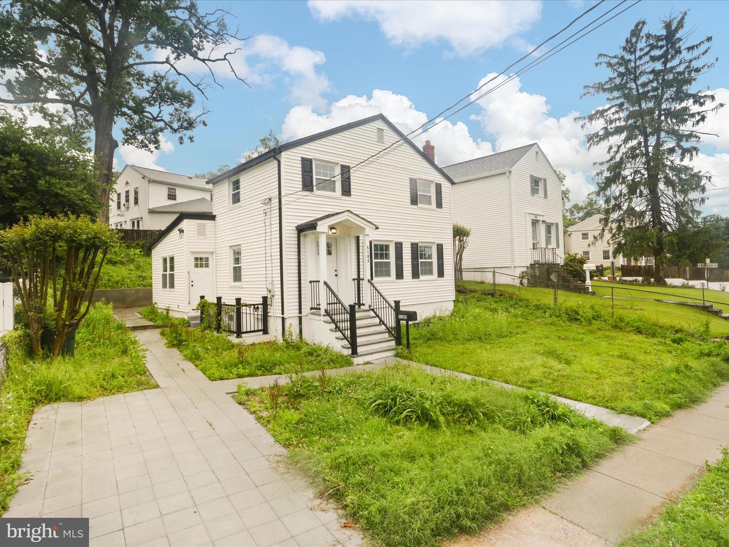 5105 11TH ST S, ARLINGTON, Virginia 22204, 3 Bedrooms Bedrooms, ,2 BathroomsBathrooms,Residential,For sale,5105 11TH ST S,VAAR2058424 MLS # VAAR2058424