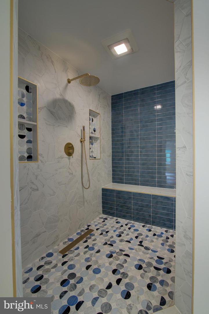 10124 WENDOVER DR, VIENNA, Virginia 22181, 7 Bedrooms Bedrooms, ,8 BathroomsBathrooms,Residential,For sale,10124 WENDOVER DR,VAFX2244266 MLS # VAFX2244266