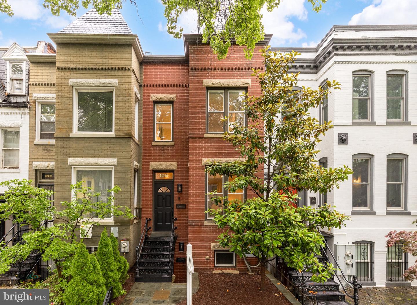 1248 FLORIDA AVE NE, WASHINGTON, District Of Columbia 20002, 4 Bedrooms Bedrooms, ,3 BathroomsBathrooms,Residential,For sale,1248 FLORIDA AVE NE,DCDC2203254 MLS # DCDC2203254