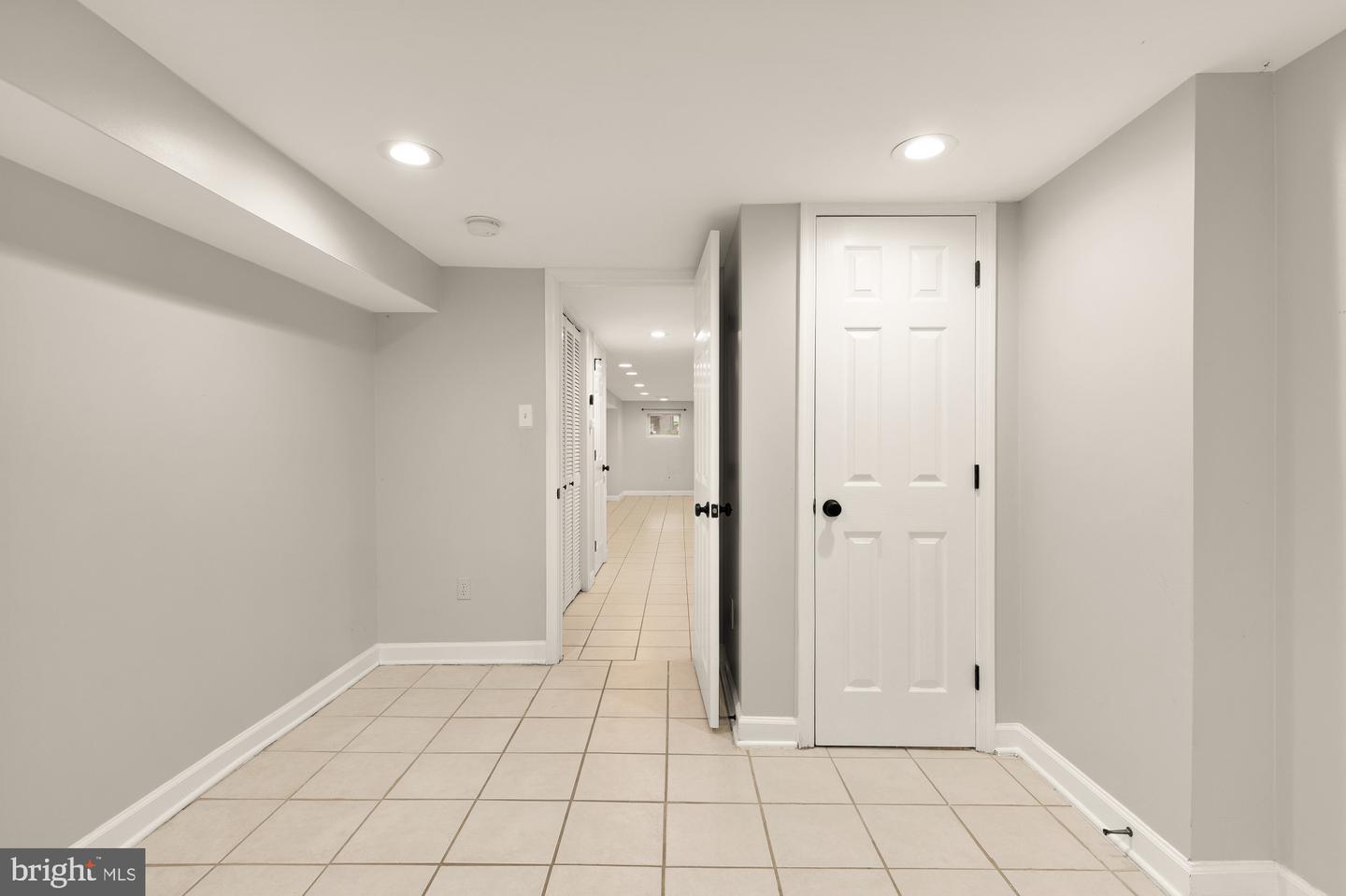 1248 FLORIDA AVE NE, WASHINGTON, District Of Columbia 20002, 4 Bedrooms Bedrooms, ,3 BathroomsBathrooms,Residential,For sale,1248 FLORIDA AVE NE,DCDC2203254 MLS # DCDC2203254