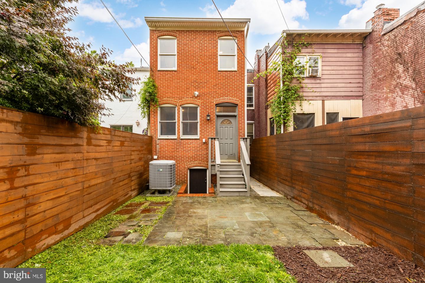 1248 FLORIDA AVE NE, WASHINGTON, District Of Columbia 20002, 4 Bedrooms Bedrooms, ,3 BathroomsBathrooms,Residential,For sale,1248 FLORIDA AVE NE,DCDC2203254 MLS # DCDC2203254