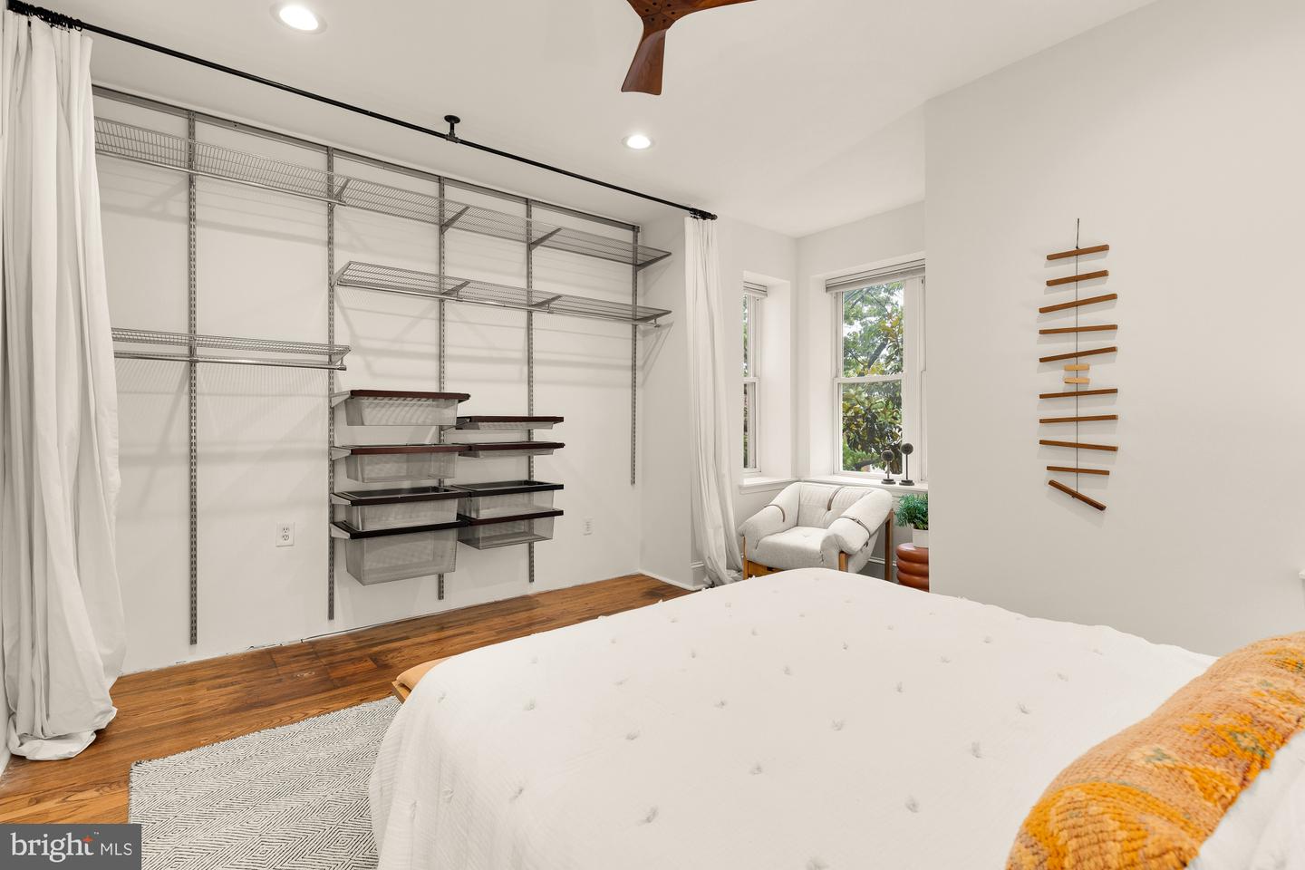 1248 FLORIDA AVE NE, WASHINGTON, District Of Columbia 20002, 4 Bedrooms Bedrooms, ,3 BathroomsBathrooms,Residential,For sale,1248 FLORIDA AVE NE,DCDC2203254 MLS # DCDC2203254