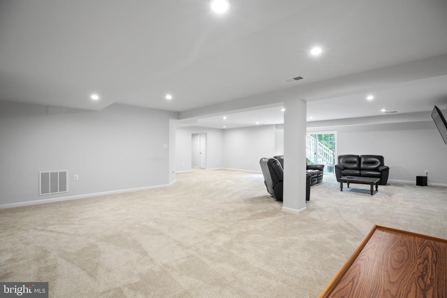8722 WILMORE LN, SPOTSYLVANIA, Virginia 22553, 3 Bedrooms Bedrooms, ,3 BathroomsBathrooms,Residential,For sale,8722 WILMORE LN,VASP2033548 MLS # VASP2033548